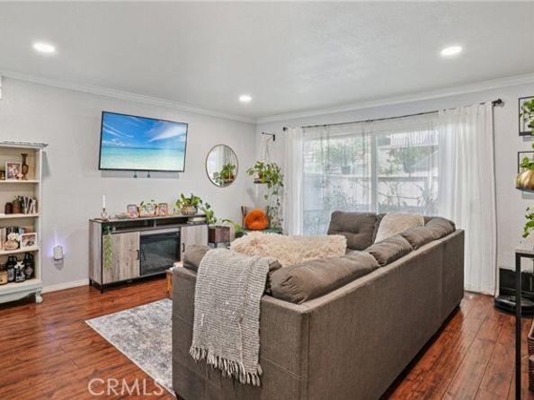 1062 Cabrillo Park Drive B, Santa Ana CA 92701