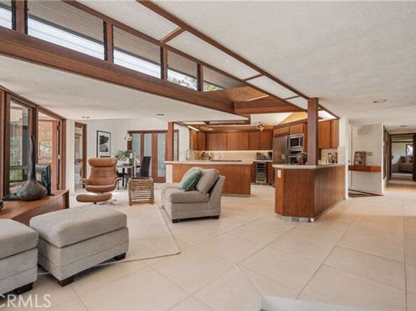 1501 Clearview Lane, Tustin CA 92705