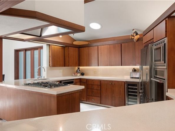 1501 Clearview Lane, Tustin CA 92705
