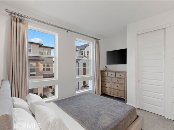 140 Reyes Alley, Lake Forest (el Toro) CA 92630