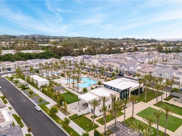 140 Reyes Alley, Lake Forest (el Toro) CA 92630