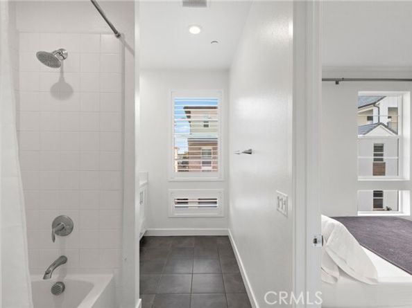 140 Reyes Alley, Lake Forest (el Toro) CA 92630