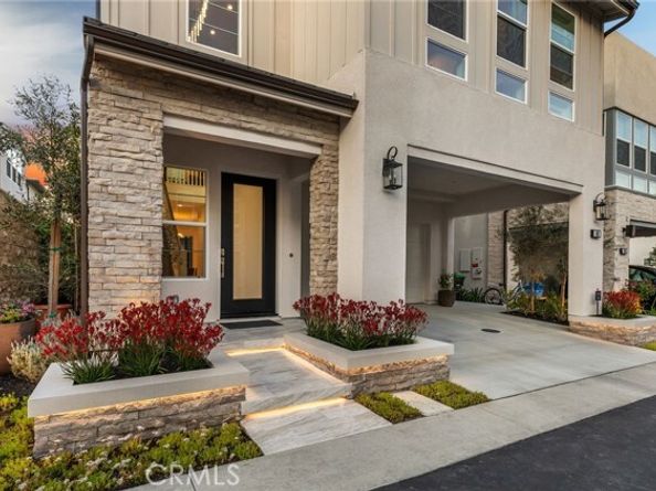 140 Reyes Alley, Lake Forest (el Toro) CA 92630