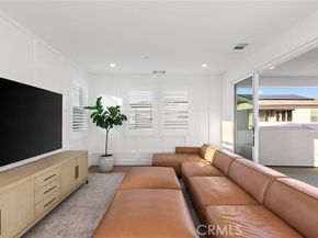 140 Reyes Alley, Lake Forest (el Toro) CA 92630