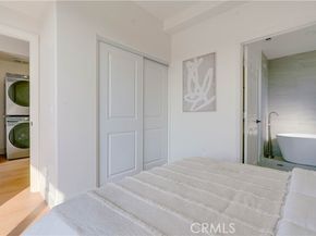 712 N Chestnut Avenue, Los Angeles CA 90042