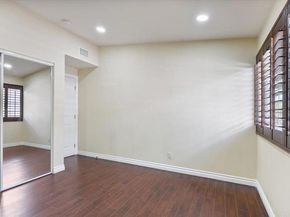 7740 Lindley Avenue, Reseda (los Angeles) CA 91335
