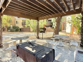 18350 Hatteras Street 176, Tarzana (los Angeles) CA 91356