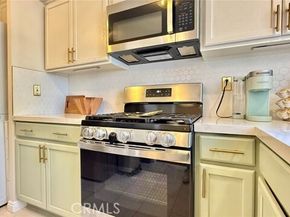 18350 Hatteras Street 176, Tarzana (los Angeles) CA 91356