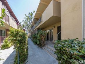 430 Chestnut Avenue 101, Long Beach CA 90802