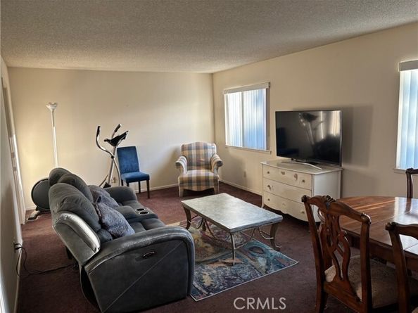 11813 Runnymede Street 45, North Hollywood (los Angeles) CA 91605