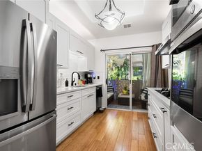 10626 Valley Spring 103, Toluca Lake (los Angeles) CA 91602