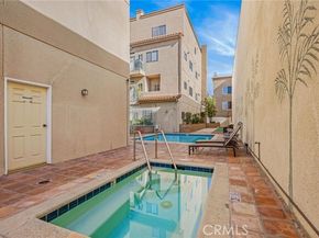 10626 Valley Spring 103, Toluca Lake (los Angeles) CA 91602