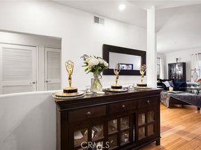 10626 Valley Spring 103, Toluca Lake (los Angeles) CA 91602