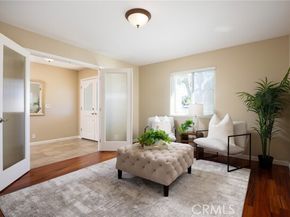 1032 Saint John Place, Tustin CA 92705