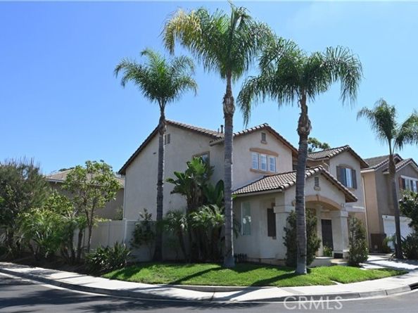 37 Amoret, Irvine CA 92602