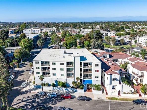 3707 E Livingston 306, Long Beach CA 90803