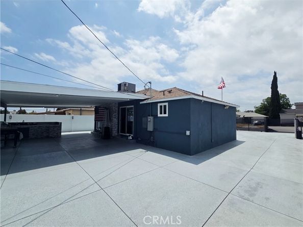 8118 Gentry Avenue, North Hollywood (los Angeles) CA 91605