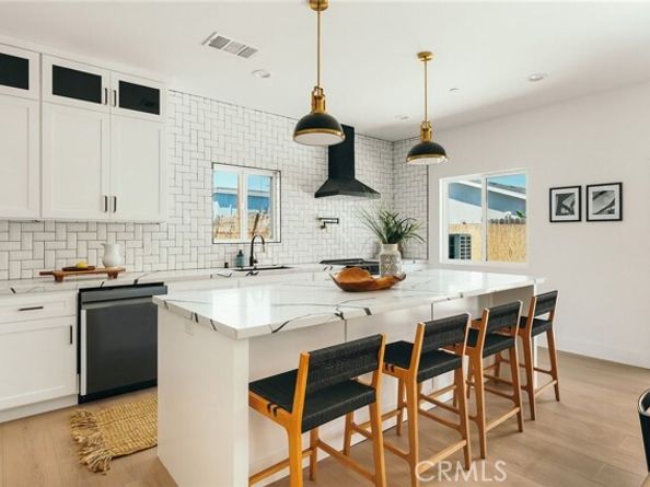1356 Saint Louis Avenue, Long Beach CA 90804