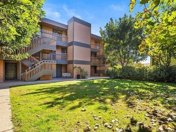 2930 Lawrence, San Diego CA 92106