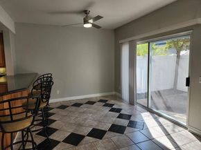 8597 Via Mallorca F, La Jolla (san Diego) CA 92037