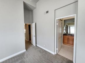 8597 Via Mallorca F, La Jolla (san Diego) CA 92037