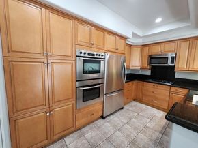 8597 Via Mallorca F, La Jolla (san Diego) CA 92037