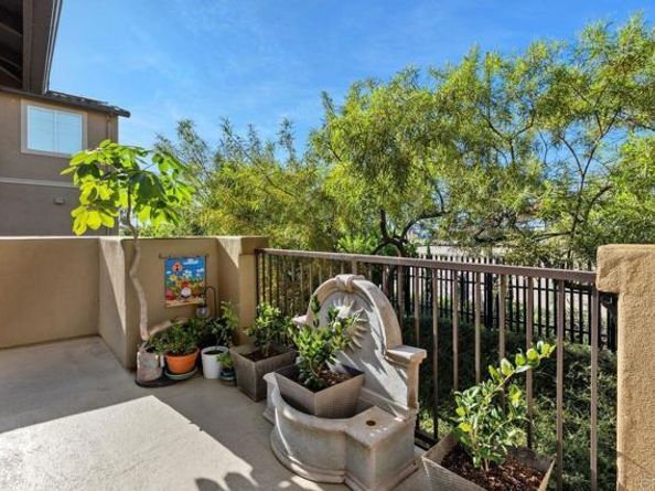 14676 Via Fiesta 2, Rancho Bernardo (san Diego) CA 92127