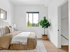 741 N Gramercy, Los Angeles CA 90038