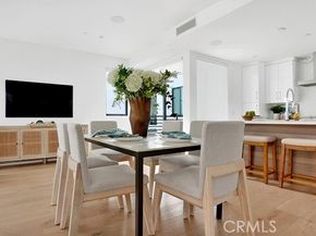 741 N Gramercy, Los Angeles CA 90038