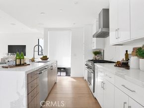 741 N Gramercy, Los Angeles CA 90038