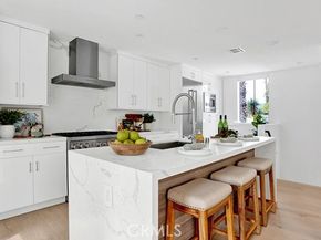 741 N Gramercy, Los Angeles CA 90038