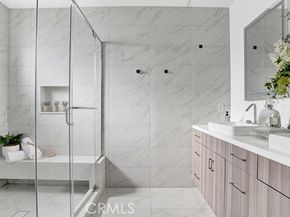 741 N Gramercy, Los Angeles CA 90038