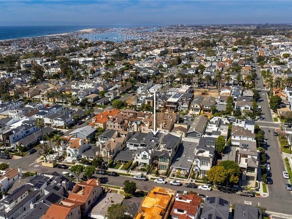 611 Narcissus Avenue, Corona Del Mar (newport Beach) CA 92625