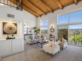 2385 Roscomare Road