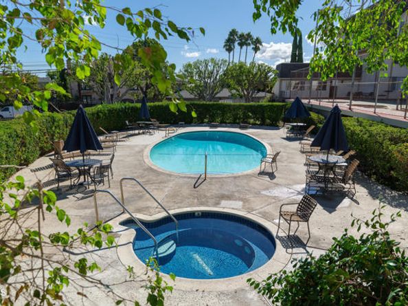 2385 Roscomare Road F8, Los Angeles CA 90077