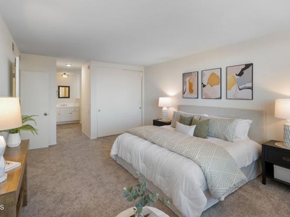 2385 Roscomare Road F8, Los Angeles CA 90077