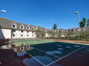 2385 Roscomare Road F8, Los Angeles CA 90077