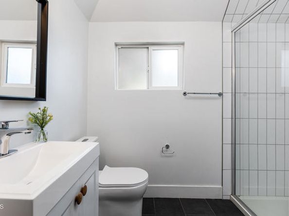 135 S Ave 53, Highland Park (los Angeles) CA 90042