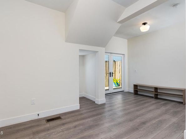 135 S Ave 53, Highland Park (los Angeles) CA 90042