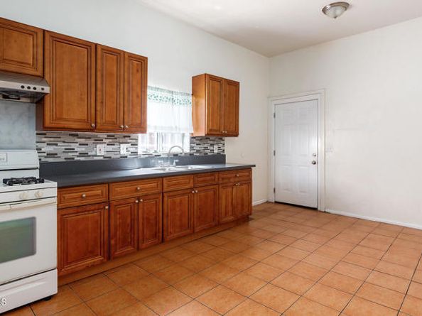 5321 Denker Avenue, Los Angeles CA 90062