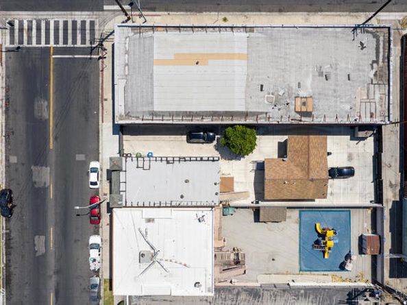 5321 Denker Avenue, Los Angeles CA 90062