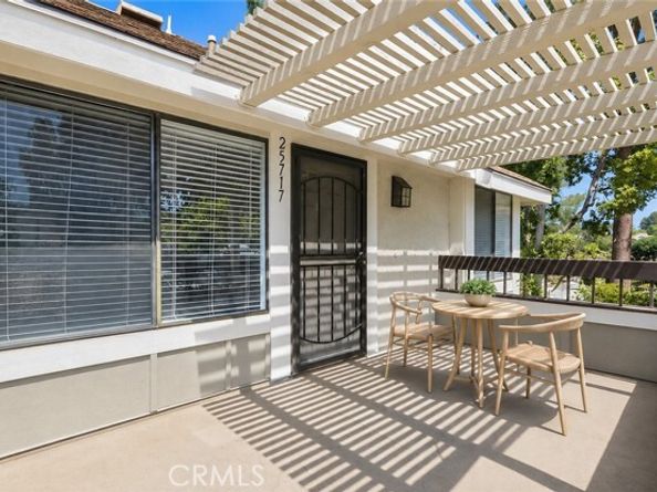 25717 Sycamore Pointe, Lake Forest (el Toro) CA 92630