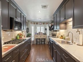 10409 Riverside Drive 204, Toluca Lake (los Angeles) CA 91602