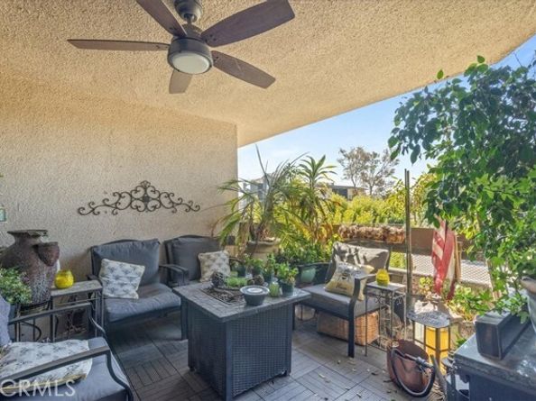 10409 Riverside Drive 204, Toluca Lake (los Angeles) CA 91602
