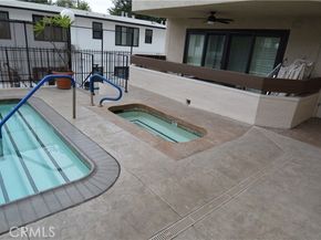 10409 Riverside Drive 204, Toluca Lake (los Angeles) CA 91602