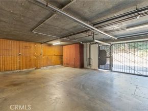 10409 Riverside Drive 204, Toluca Lake (los Angeles) CA 91602