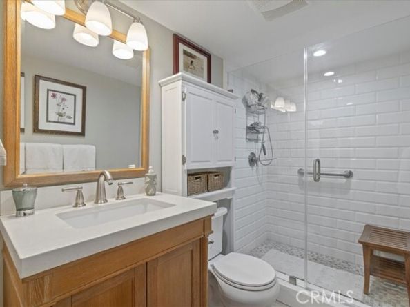 10409 Riverside Drive 204, Toluca Lake (los Angeles) CA 91602