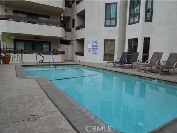 10409 Riverside Drive 204, Toluca Lake (los Angeles) CA 91602