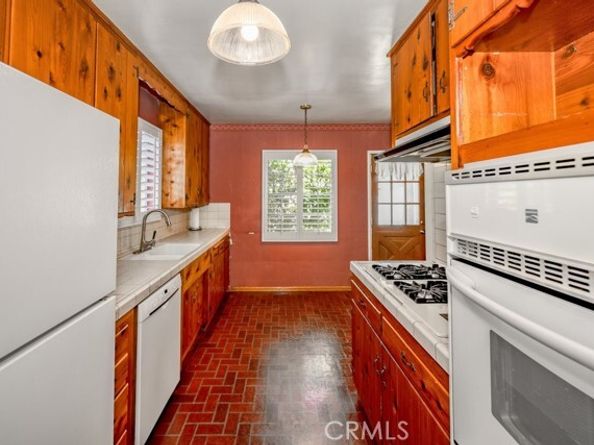 11009 Quill Avenue, Sunland (los Angeles) CA 91040
