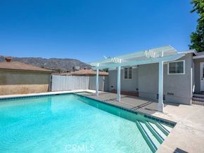 11009 Quill Avenue, Sunland (los Angeles) CA 91040